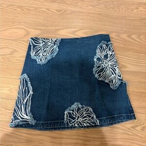 Maeve Denim Mini Skirt with White Floral Appliqué size medium